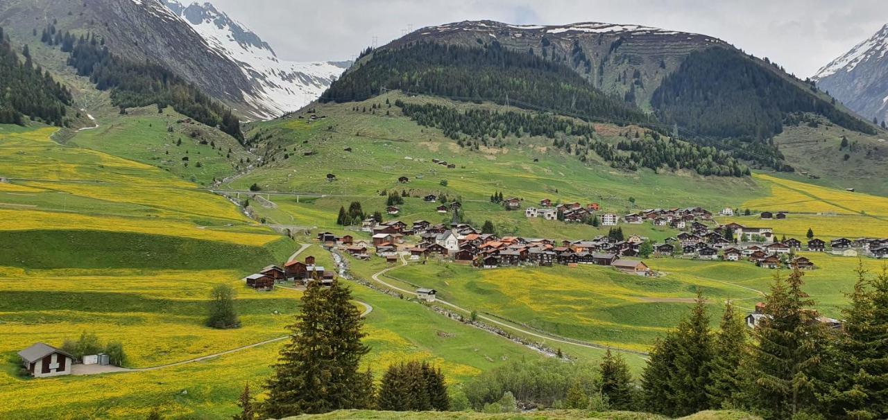 Yeti Lodge Sedrun Exterior photo